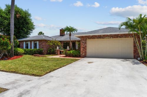 17320 Lake Park Rd, Boca Raton FL 33487-1166 exterior