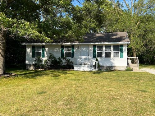 1628 Riblet Rd, Meskegon, MI 49445-2644