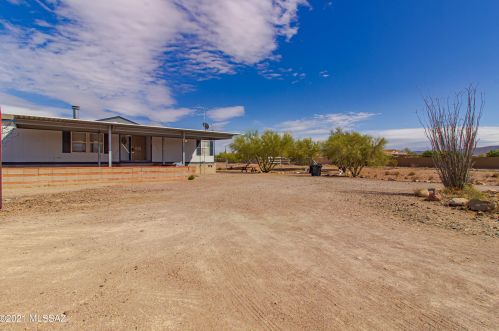 6325 Avenida Don Arturo, Tucson AZ  85757-8123 exterior