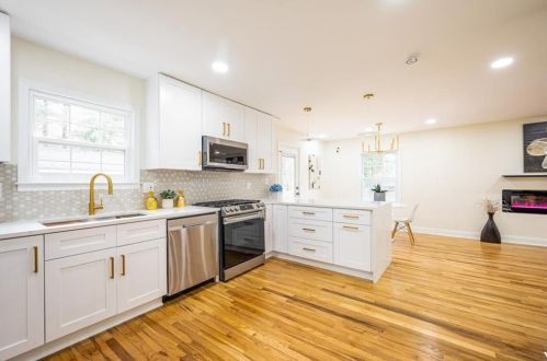 1430 Centra Villa Dr, Atlanta GA  30311-3426 exterior