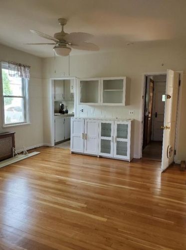 18 Balmoral Ave, Providence RI  02908-2202 exterior