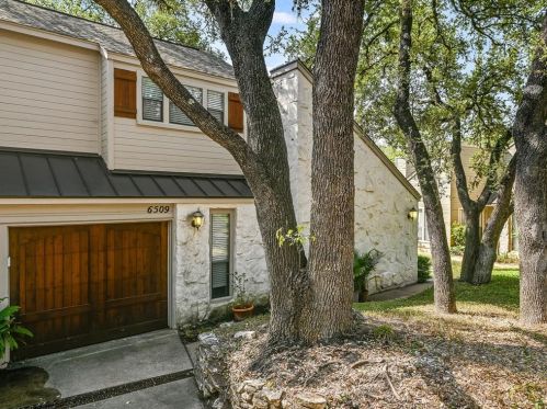6509 Cat Creek Trl, Austin TX  78731-2664 exterior