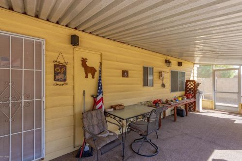 1609 Betty Elyse Ln, Phoenix AZ 85032-4297 exterior