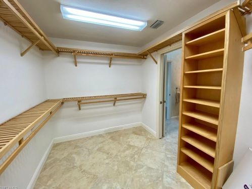 671 Bridgeway Ln, Naples FL 34108-2777 exterior