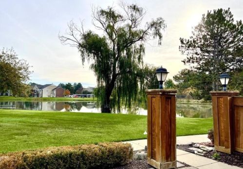 22162 Edgewater, Novi MI  48375-5014 exterior