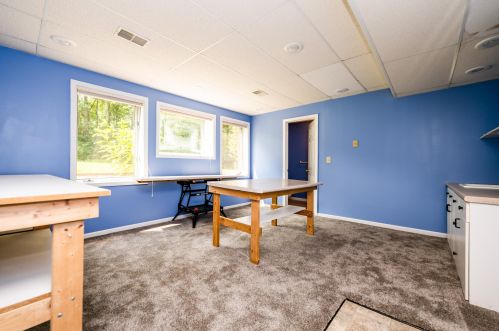 402 Lk St, Berrien Springs MI 49103-1220 exterior