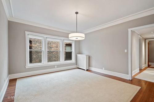 1318 Thorndale Ave, Chicago IL 60631-2287 exterior