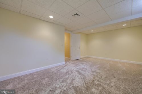 107 Kilgannon Ln, Lancaster PA 17603-9050 exterior