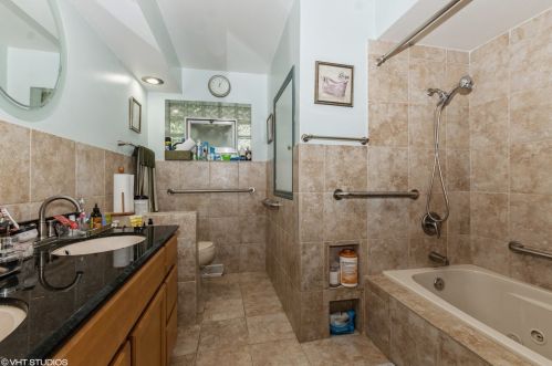 12256 Harvard Ave, Chicago IL 60628-6509 exterior