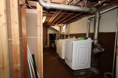 5835 Mason Ave, Chicago IL 60638-3608 exterior