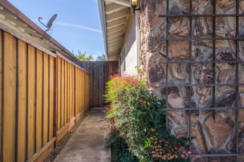 2561 Skylark Dr, San Jose, CA 95125-2942