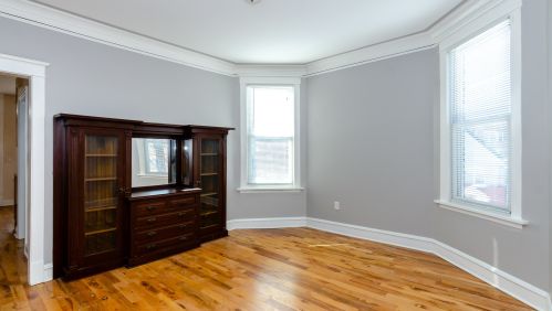 1511 67 Pl, Chicago IL 60637-4832 exterior