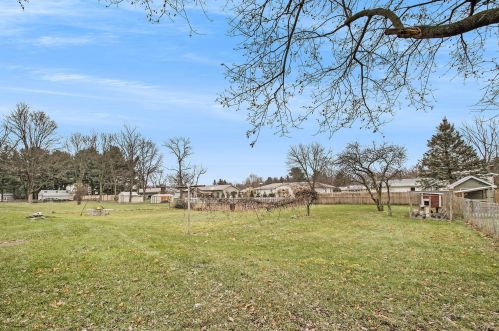 6358 Plainfield Ave, Kalamazoo MI 49048-9477 exterior