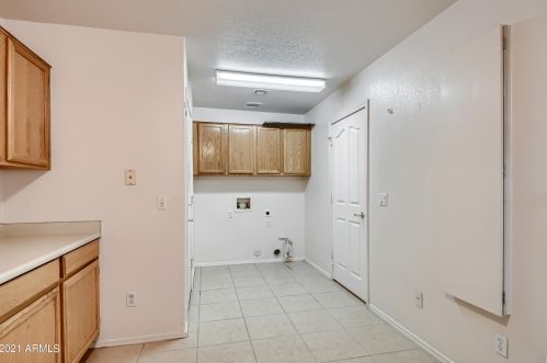 6842 Linda Ln, Chandler AZ 85226-5847 exterior