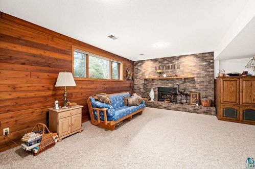 402 Anoka St, Duluth MN 55802 exterior