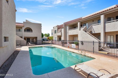 11666 28th Dr, Phoenix AZ  85029-5616 exterior