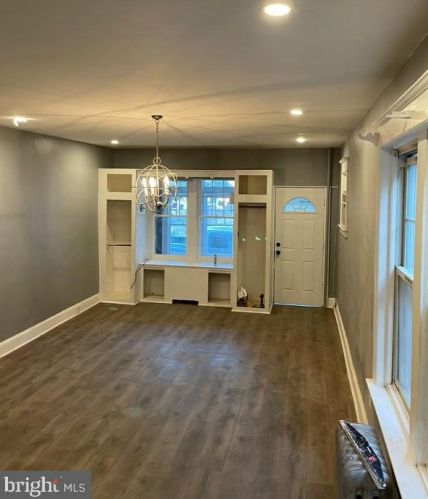 320 Dayton St, Trenton NJ  08610-6417 exterior