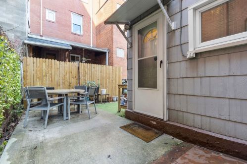 4002 Howley St, Pittsburgh PA  15224-1418 exterior