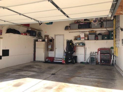 3702 Mackert St, Manitowoc, WI 54220-0800