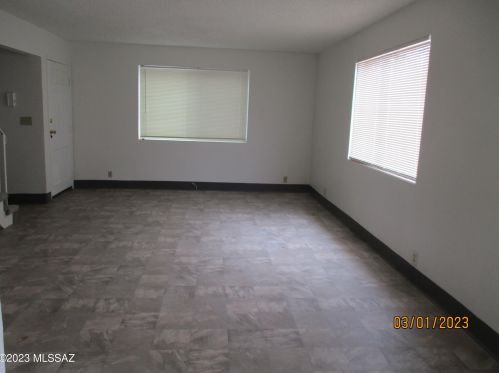 2809 Craycroft Rd, Tucson AZ  85712-5201 exterior