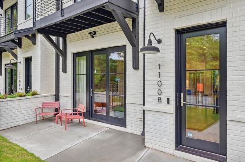 1100 Arkwright Pl, Atlanta, GA 30316-1648