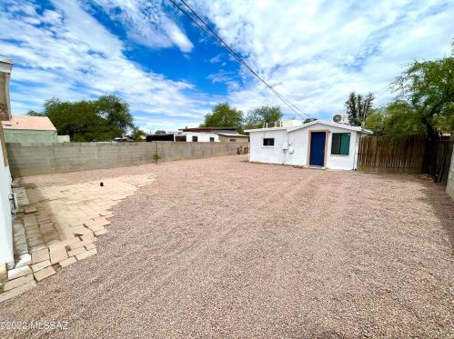 225 Columbia St, Tucson AZ  85714-2517 exterior