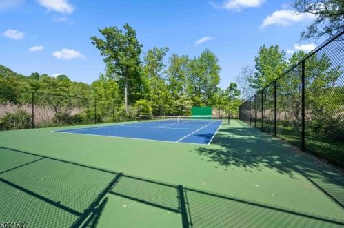 5004 Bryant Dr, Hackettstown NJ 07840-1642 exterior