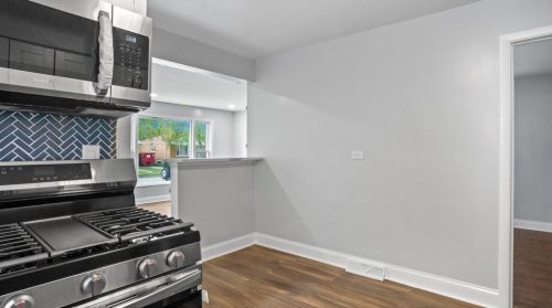 423 Jefferson St, Dolton IL 60419-1126 exterior