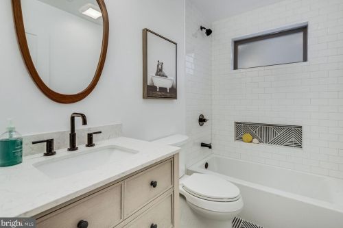 17 Ritchie Ave, Silver Spring MD  20910-5109 exterior