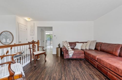 236 Dinwiddie St, Pittsburgh PA 15219-3335 exterior