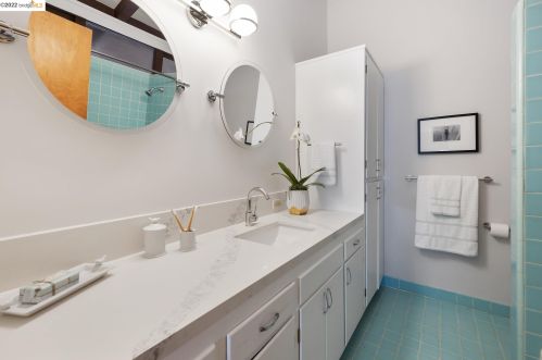 1404 Smt Rd, Berkeley CA 94708-2215 exterior