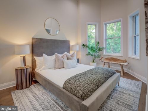 620 5th St, Washington DC  20001-2610 exterior