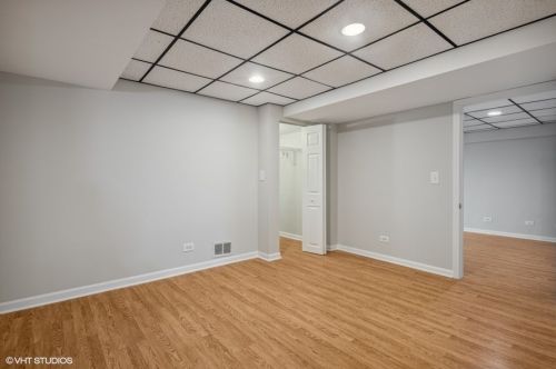 208 Rush St, Itasca IL 60143-1845 exterior