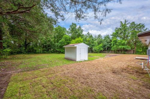 409 19th St, Defuniak Springs FL  32435-2147 exterior