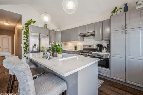 3511 Lowe Ave, Chicago IL 60628-7036 exterior