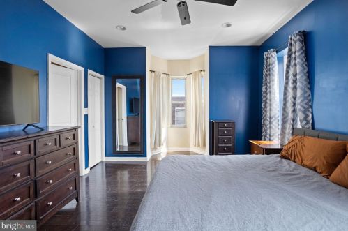 1428 18th St, Philadelphia PA  19146-4653 exterior