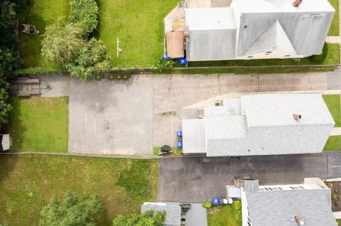 47 Cottage St, Taunton MA 02780-1654 exterior