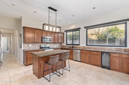 3291 Del Rio St, Chandler AZ  85226-2305 exterior