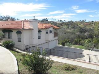 2230 Calle Dos Lomas, Fallbrook, CA 92028-9319