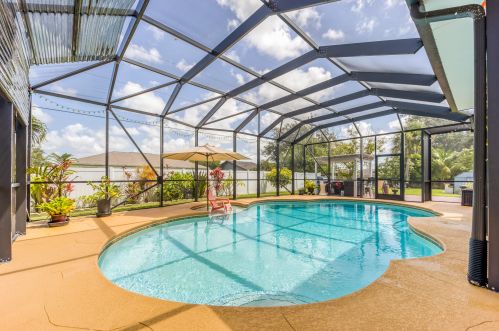 661 Seagull Ter, Fort Pierce, FL 34953-1960