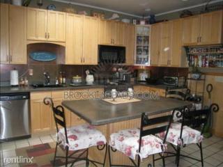 135 Fuller St, Brookline MA  02446-5711 exterior