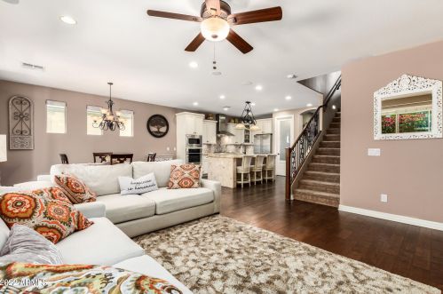 150 Horseshoe Dr, Chandler AZ 85249-4276 exterior