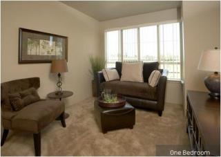 14200 Linden Ave, Seattle WA  98133-7153 exterior