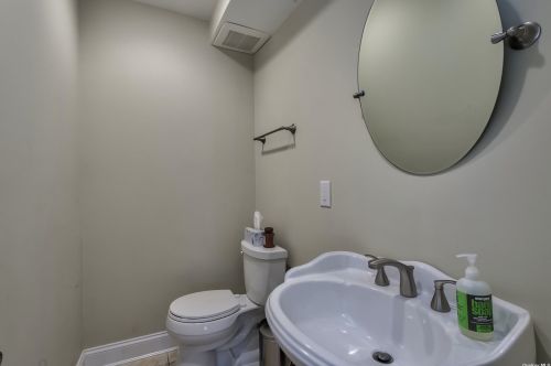 12 Attridge Ct, Huntington Station NY 11747-1803 exterior