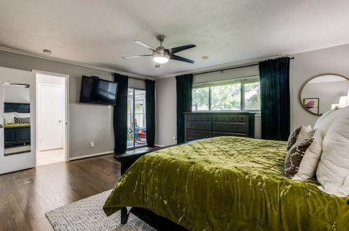 6305 Chesley Ln, Dallas TX 75214-2116 exterior