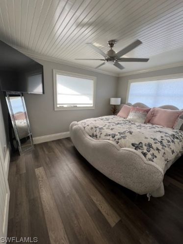 1400 Marlin Dr, Naples FL 34102-2502 exterior