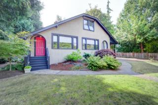 11041 20 Ave, Seattle WA  98125-7609 exterior