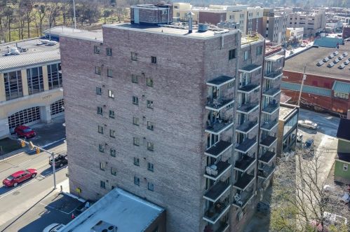 520 Washington Rd, Pittsburgh PA  15228-2819 exterior