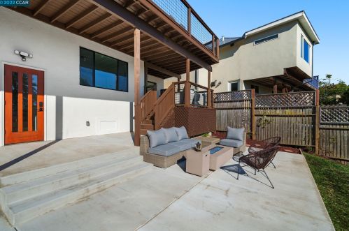 744 Contra Costa Ave, Berkeley CA 94707-1937 exterior