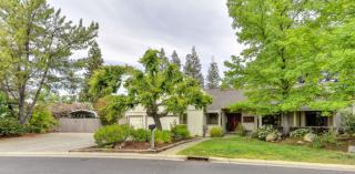 132 Grey Canyon Dr, Folsom, CA 95630-2012